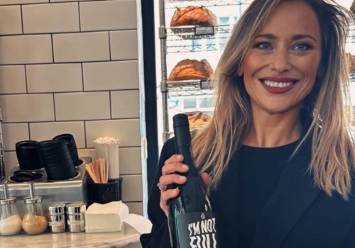 Twórcy I AM NOT FULL startują z I AM PURE 0.0%. Stawiają na masowy rynek