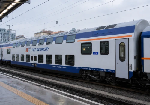 Już nie tylko z Niemiec. Intercity chce kupić piętrowe wagony z Austrii