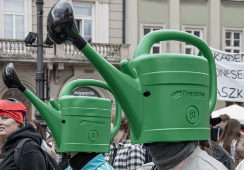 Studencki korowód przeszedł przez Kraków. Ruszyły Juwenalia 2026