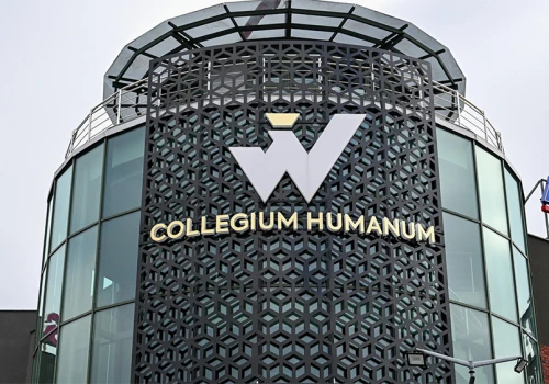 84 osoby z zarzutami w aferze Collegium Humanum