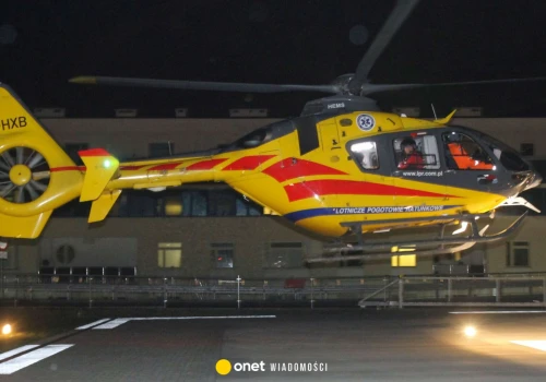 Małe dziecko wypadło z okna w Kłodzku. Przyleciał helikopter LPR