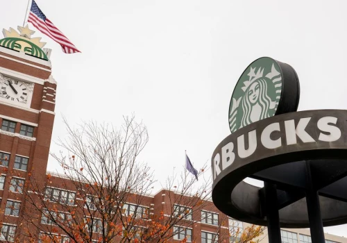 Starbucks zwalnia kolejne setki pracowników. Trwa restrukturyzacja giganta