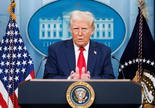 Dolar zyskuje po wizycie Trumpa w Pekinie. Ekspert ocenia, co nie pomaga walutom UE