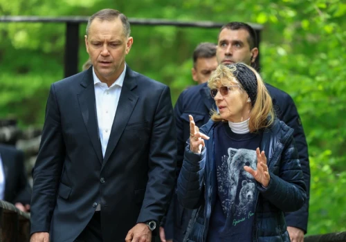 Nawrocki adoptował… niedźwiedzia. Nadał mu wymowne imię