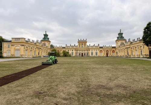 Dziedziniec Pałacu w Wilanowie ma być już zawsze za darmo. To tam była impreza techno