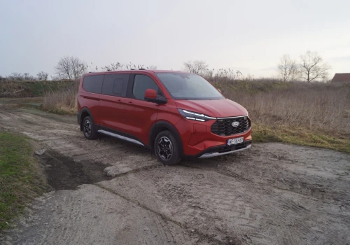 Test: Ford Tourneo Custom Phev – pobił Mercedesa