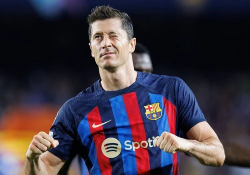 Mówili, że Lewandowski w FC Barcelona długo nie pogra. O Polaka walczą 2 egzotyczne kluby