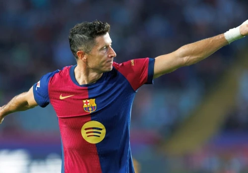Lewandowski odchodzi z Barcelony jako bogacz. Suma za te 4 lata zwala z nóg