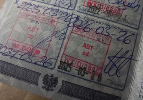 Dowód rejestracyjny do wymiany. Kierowcy lekceważą wymogi prawne