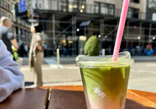 Twoja matcha latte nie smakuje jak dawniej? Znamy powód