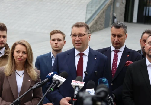 „Co dalej z wojskami amerykańskimi w Polsce?” Przemysław Czarnek żąda wyjaśnień od rządu