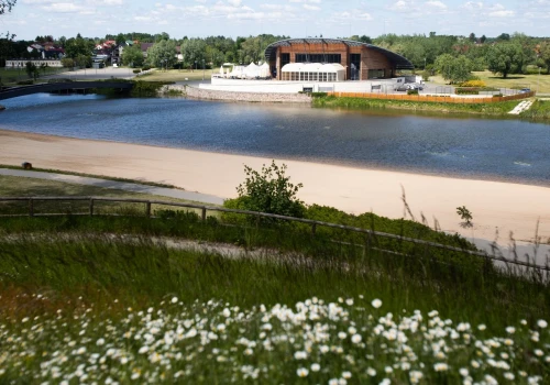 Cisza, plaża i zero tłumów. Ten kierunek może rywalizować z Bałtykiem. Wiosną trudno o lepszy klimat
