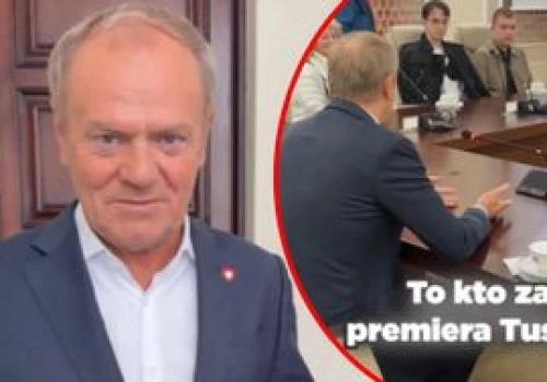 Tusk zaskoczył zwiedzających. Nagle wszedł do sali