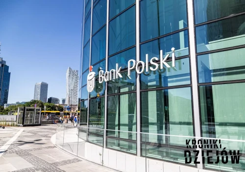 Bank PKO wypłaca nawet 27 046 zł za zapomniany dokument z PRL. Polacy wciąż mają tysiące sztuk w dziadkowych szufladach