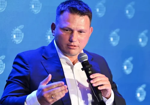 Nękanie dziennikarzy TV Republika. Mentzen ujawnił nowe informacje