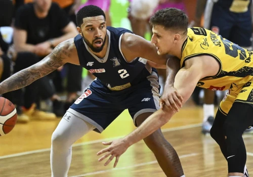 Przebudzenie w drugiej połowie. Energa Trefl ogrywa Dziki i remisuje w play-off