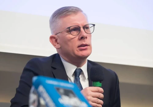 Nękani są nie tylko dziennikarze Republiki. Podobny incydent dotyczy byłego szefa BBN