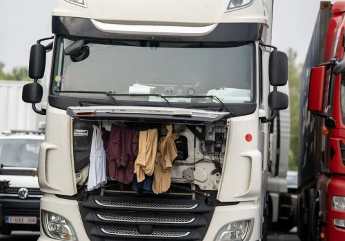 Niedzielne, wieczorne kontrole weekendów w kabinach – 24 kary na 1800 euro