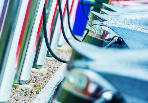 Rynek aut elektrycznych w Europie mniejszy o połowę? Czarny scenariusz dla sektora