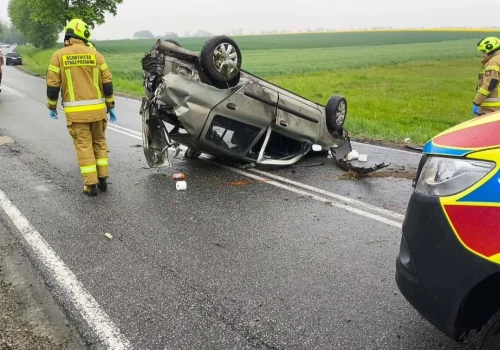 Wypadek na DK63 między Sabniami a Kurowicami. Jedna osoba trafiła do szpitala