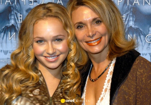 Matka Hayden Panettiere ostro o jej autobiografii. 