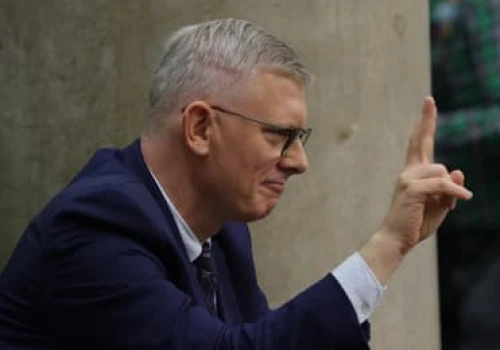 Ktoś nęka prawicę pizzą. Nie – nie żartujemy!