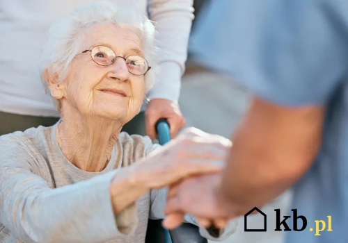 Nawet 2150 zł miesięcznie dla seniorów. Rząd pokazał nowe progi dochodowe