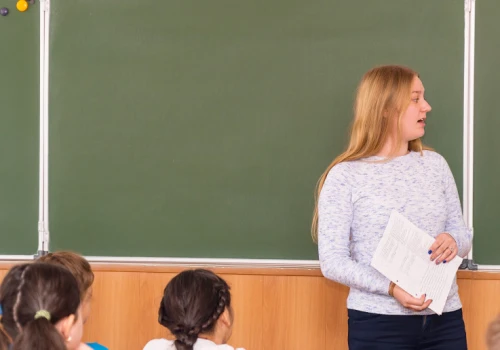 2590 zł na wakacje dla każdego nauczyciela. Tylko dwa warunki do spełnienia