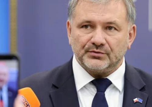 Ministerstwo Sprawiedliwości proponuje: opieka naprzemienna jako standard. Analizujemy zmiany