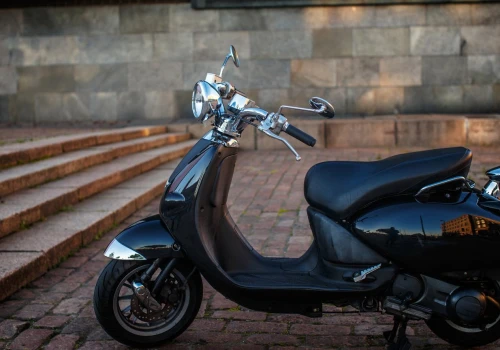 Prawo jazdy B daje więcej swobody, ale nie pełną wolność. Motocykliści muszą uważać