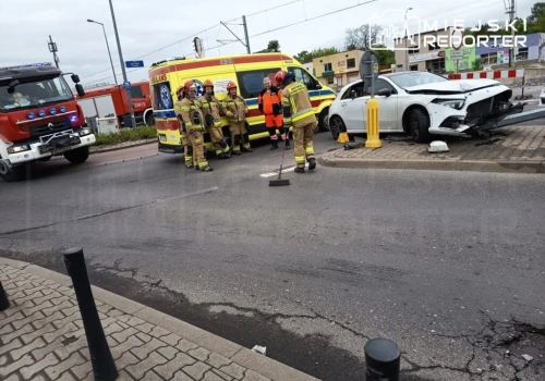 Pijany kierowca zatrzymany po kolizji w Wawrze