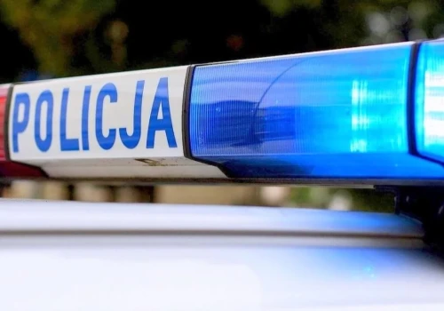 Dachowanie przy Geosferze. Trwają działania służb