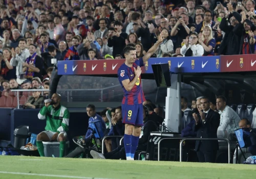 Wzruszające chwile. Camp Nou pożegnało Lewandowskiego
