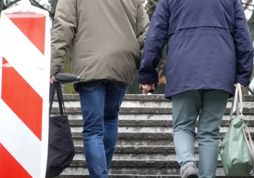 Polacy chcą zmian wieku emerytalnego. Nowy sondaż