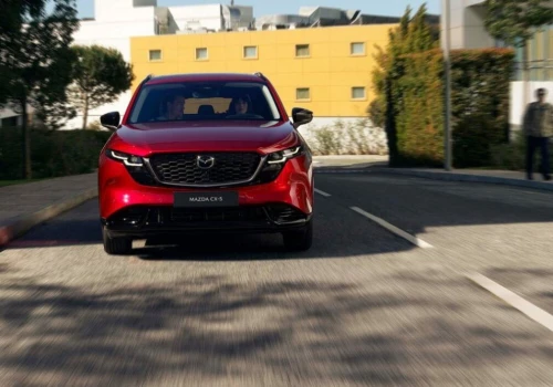 Mazda i Volkswagen hamują z elektrykami. Priorytetem inny rodzaj napędu