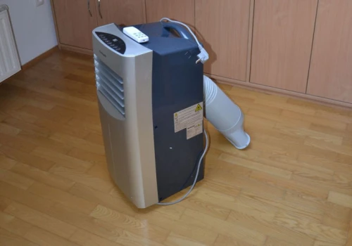 Klimatyzator przenośny wystarcza do doraźnego schładzania sypialni