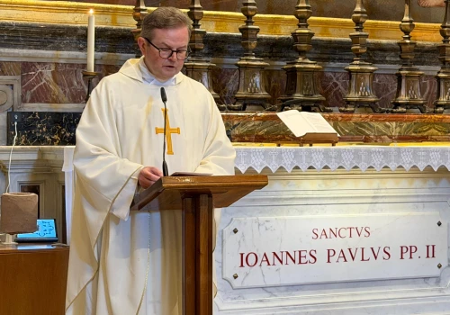 Rocznica urodzin Jana Pawła II: Był darem. Pozostańmy mu wierni