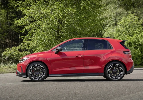 ID. Polo GTI łączy 50 lat historii z elektryczną przyszłością. 226 KM pod maską