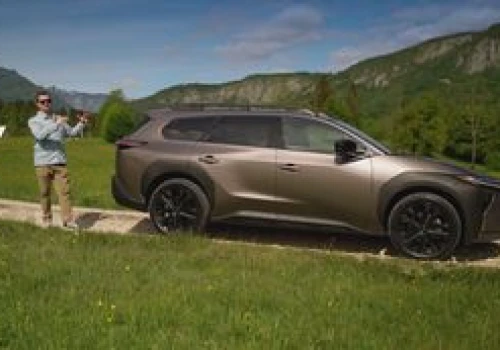 Wideo: pierwsza jazda Toyotą bZ4X Touring – ta lepsza wersja