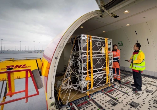 DHL Express rozszerza globalne portfolio usług o Heavy Weight Express