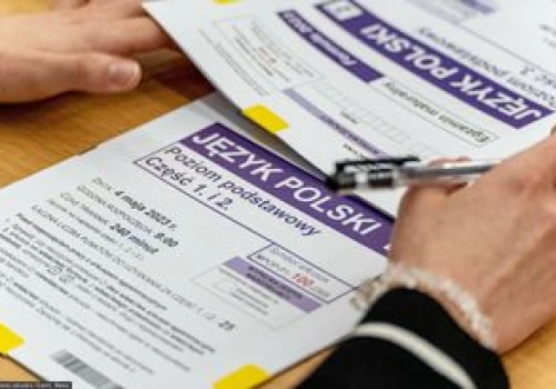 Tyle nauczyciele zarobią za sprawdzanie matur. Oto stawki