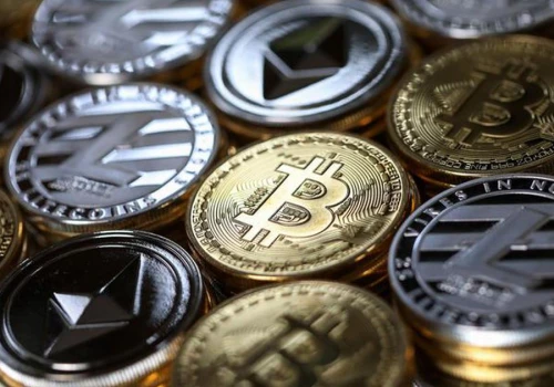 Kto w Polsce ma kryptowaluty? Są wyniki badania NBP