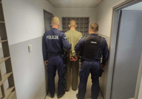 Pakunek z 2,5 kilogramami narkotyków w Gorlicach. 24-latek usłyszał zarzuty