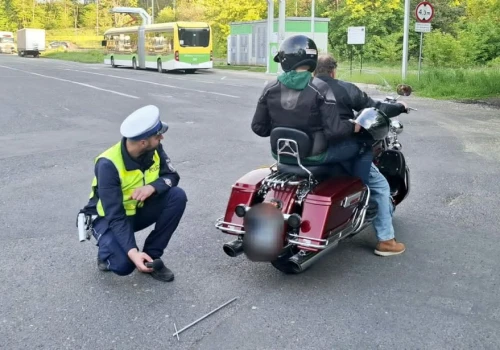Zielona Góra. Kontrole motocyklistów i motorowerzystów, w weekend dużo mandatów (ZDJĘCIA)