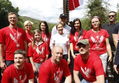 Obchody na Monte Cassino. Klubowicze Gazety Polskiej maszerowali z Parą Prezydencką. ZDJĘCIA