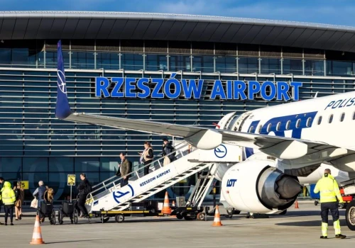 Podkarpackie lotnisko rekrutuje – zobacz dostępne stanowiska i warunki zatrudnienia