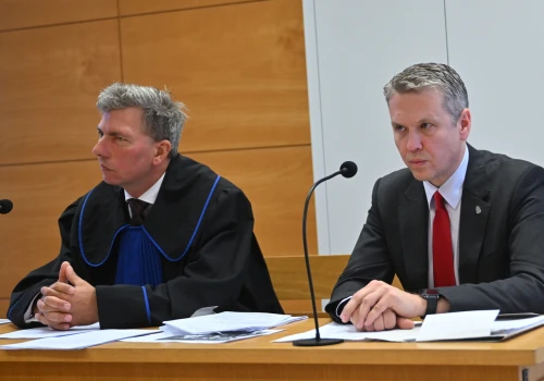 Radny KO Bartłomiej Kocurek przegrał w sądzie. Ma przeprosić inicjatorów referendum