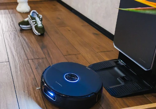 To robot, który chce zastąpić człowieka, i już jest blisko. Narwal Flow 2