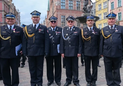 Chojniccy strażacy wyróżnieni w Gdańsku. Henryk Koźlewicz z awansem na starszego brygadiera