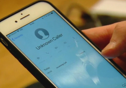 Illinois na celowniku oszustów wykonujących tzw. spam calls